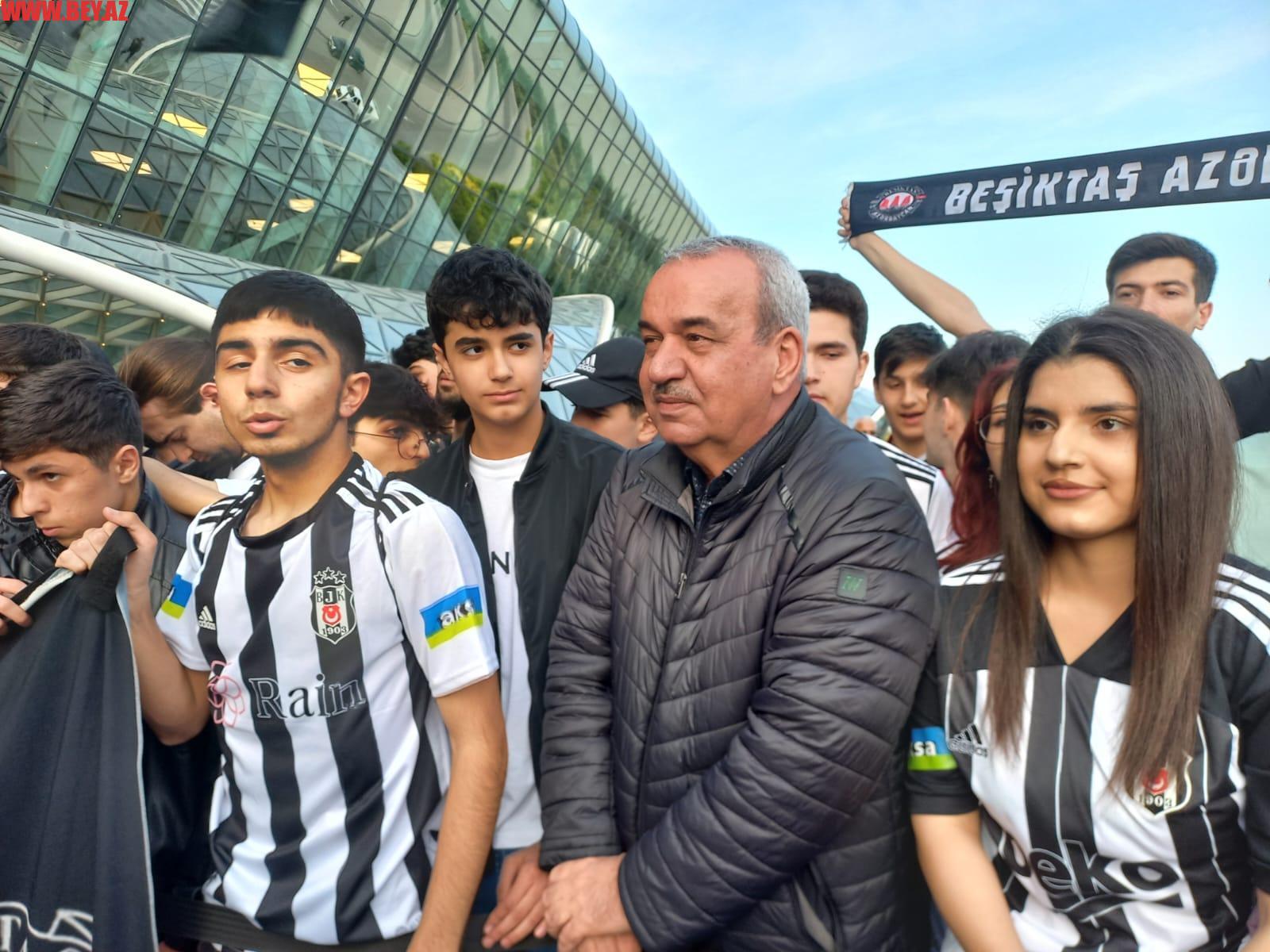 Ağamirzə “Beşiktaş”ı qarşılamağa getdi - FOTO