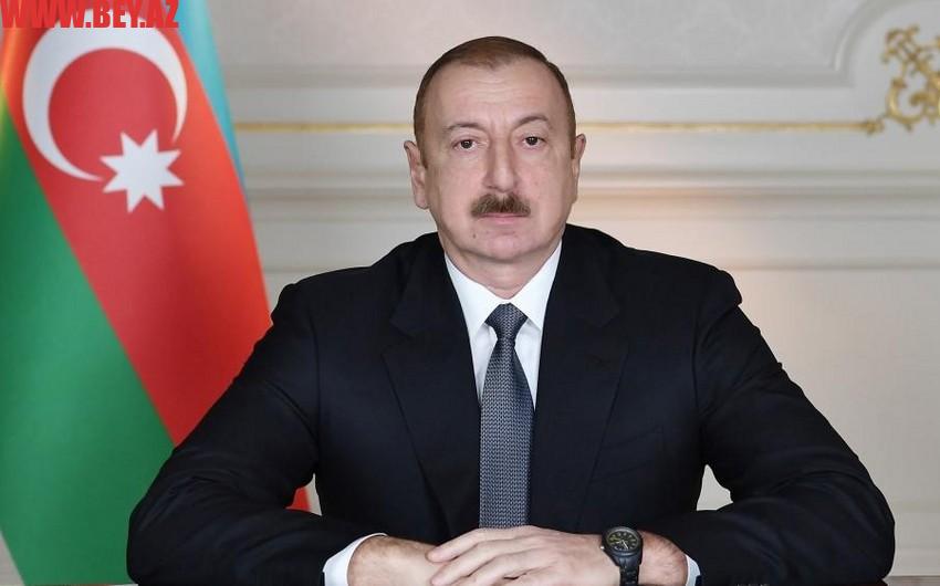 Dmitri Medvedev Prezident İlham Əliyevə məktub ünvanlayıb