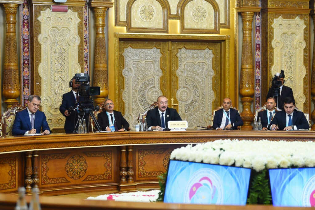 Bakı-Tbilisi-Qars dəmir yolu tərəfimizdən müasirləşdirilir